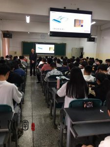 易川凿起名电话，怎么选择昆明起名插图